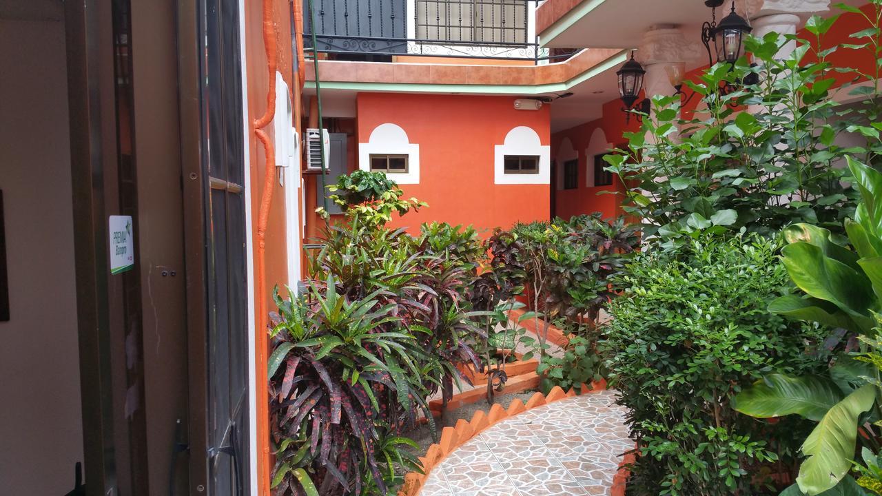 Hotel Don Vito Estelí Exterior photo